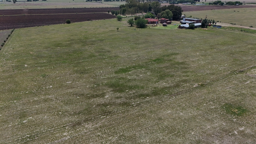 7 Bedroom Property for Sale in Harpington A H North West